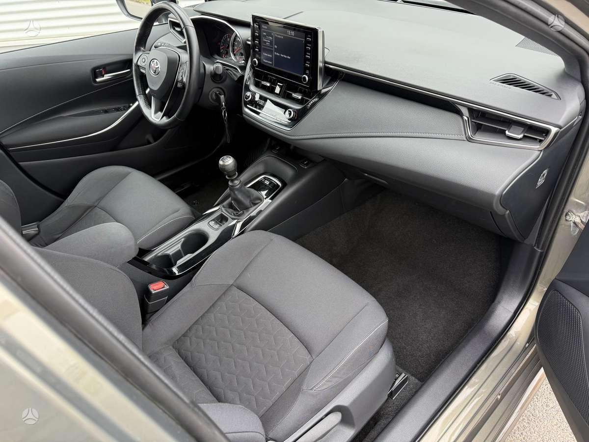 Toyota Corolla, 1.2 l., Универсал