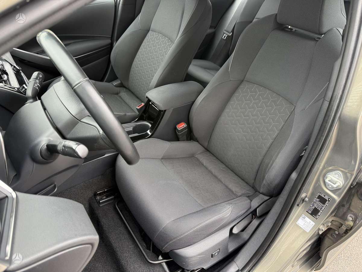 Toyota Corolla, 1.2 l., Универсал