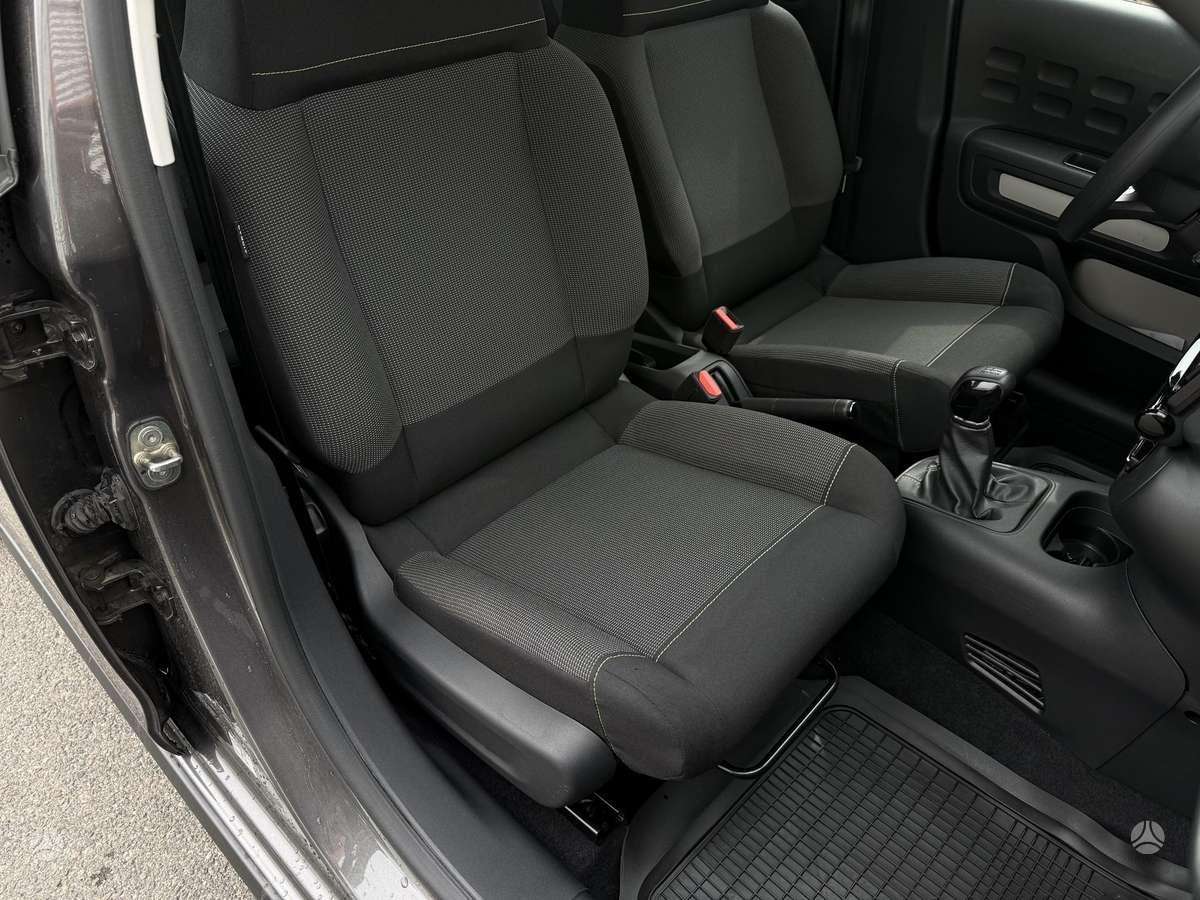 Citroen C3, 1.2 l., hatchback