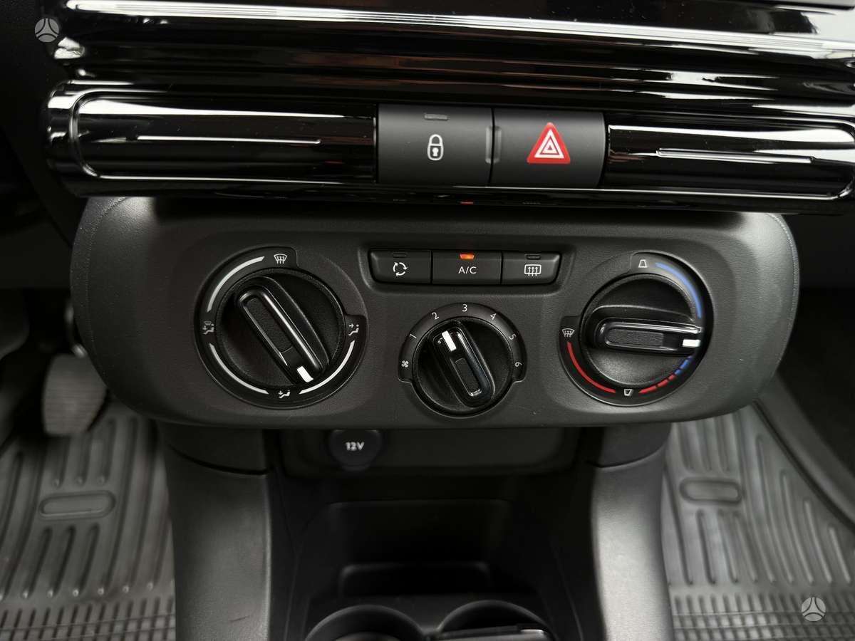 Citroen C3, 1.2 l., hatchback