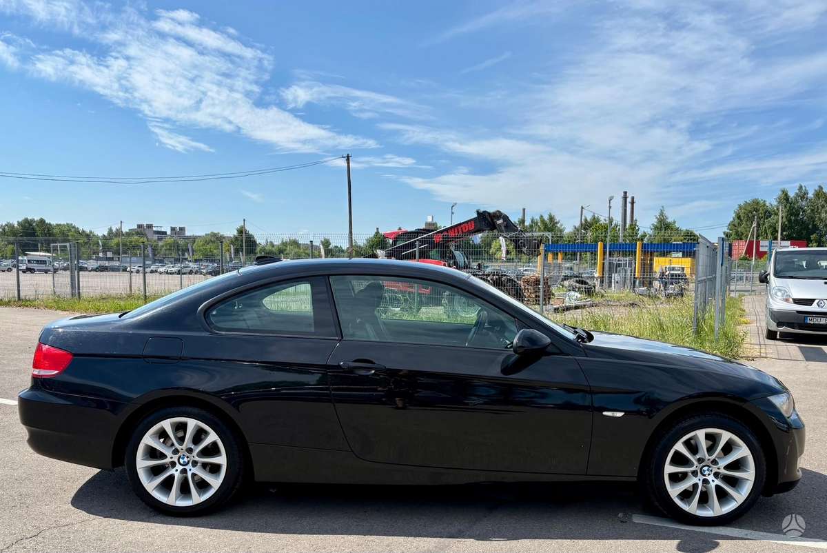 BMW 320, 2.0 l., Купе (coupe)