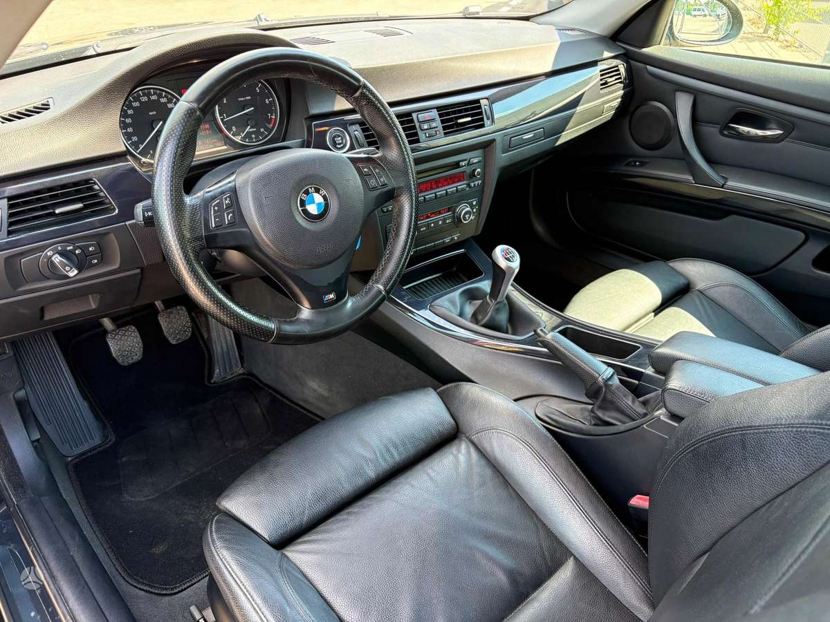 BMW 320, 2.0 l., Купе (coupe)