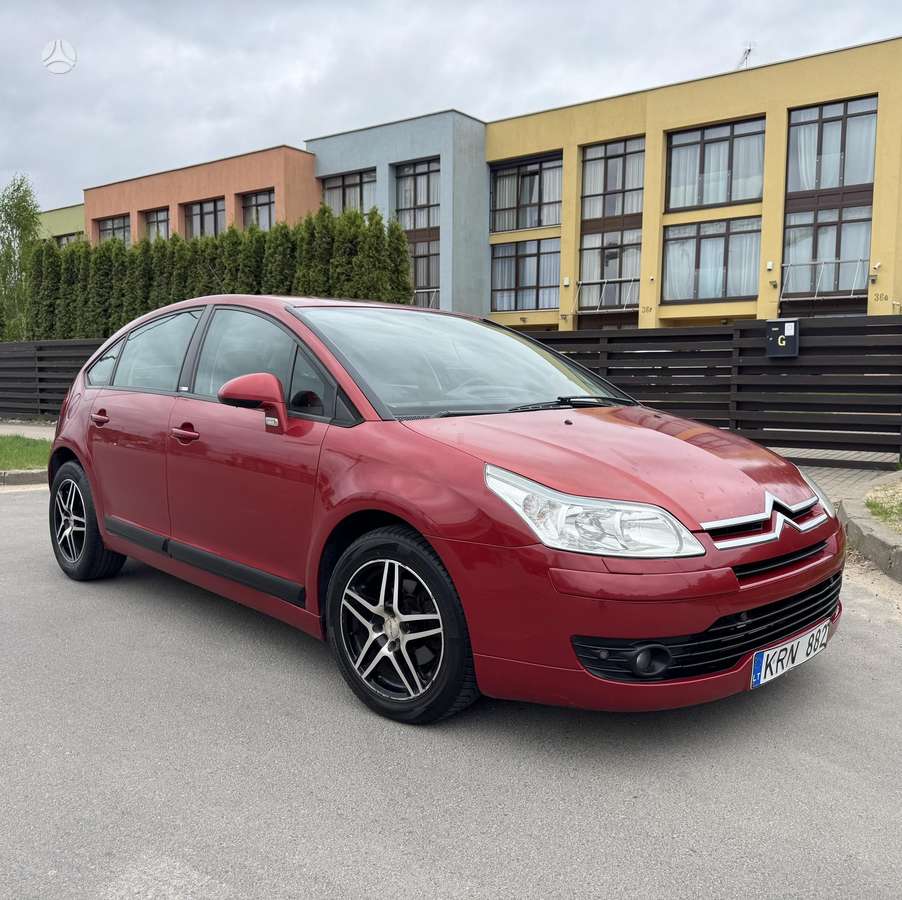 Citroen C4, 1.6 l., hatchback