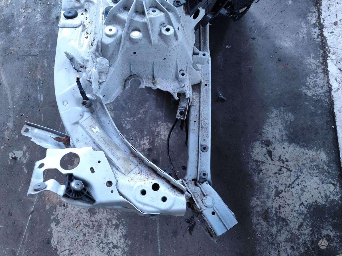 BMW i4 dangtis (priekinis, galinis)