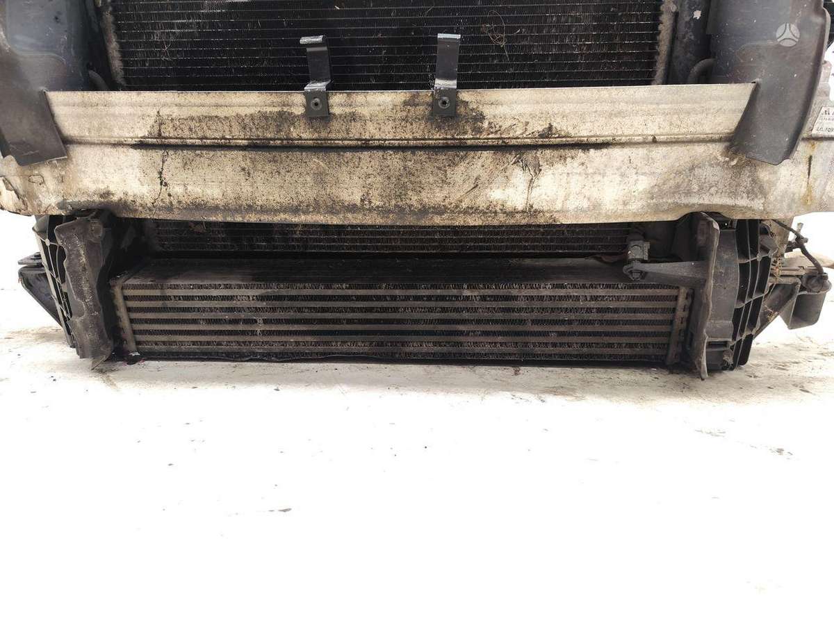 Audi A1 radiatorius
