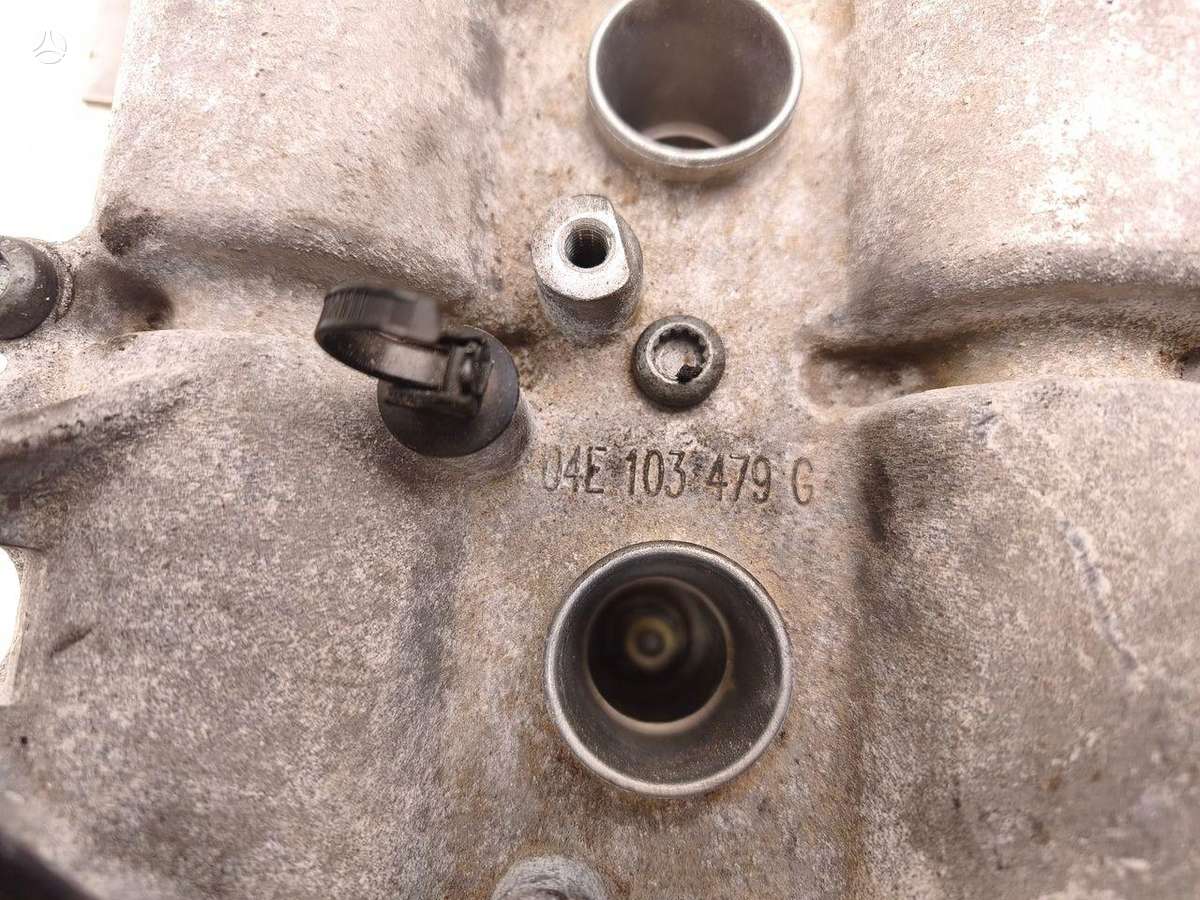 Seat Leon, 04E103404AE, cylinder head