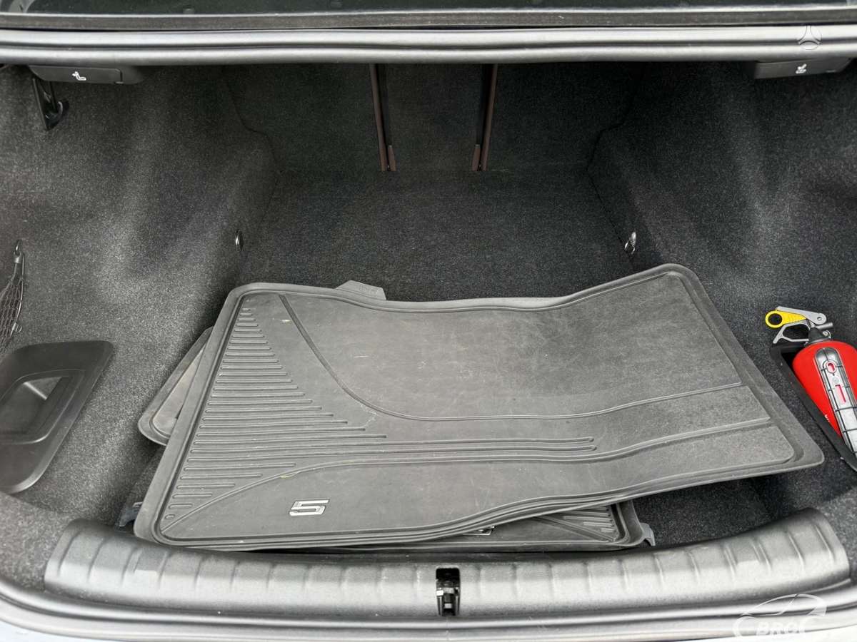BMW M550, 4.4 l., Седан