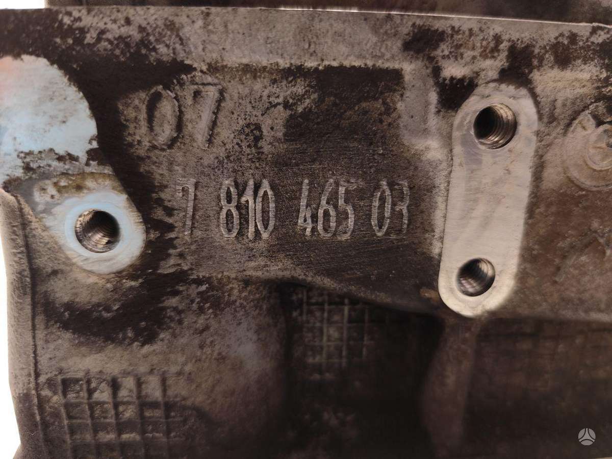 BMW X1, 7810465, cylinder head