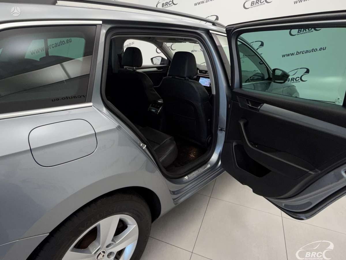 Skoda Superb, 2.0 l., wagon