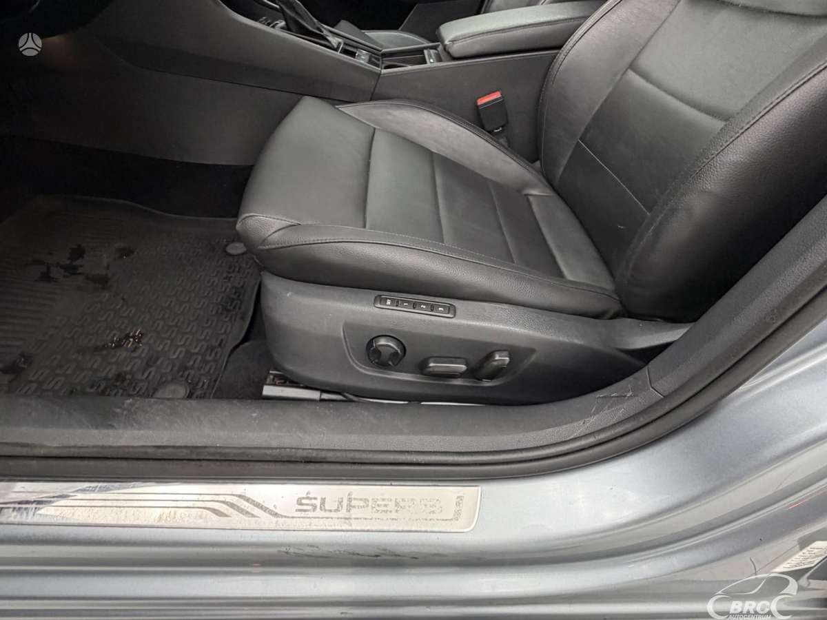 Skoda Superb, 2.0 l., Универсал