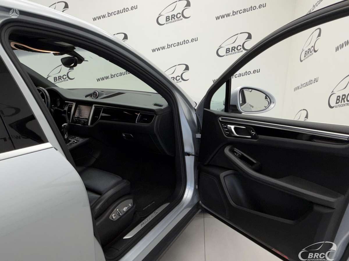 Porsche Macan, 3.0 l., off-road / crossover