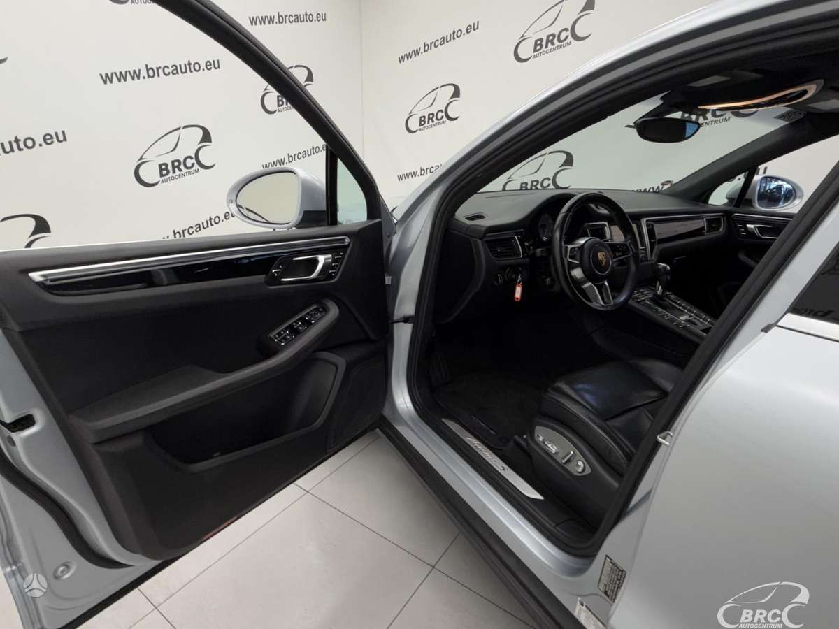 Porsche Macan, 3.0 l., off-road / crossover
