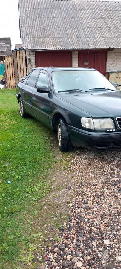 Audi 100, 2.5 l., Седан