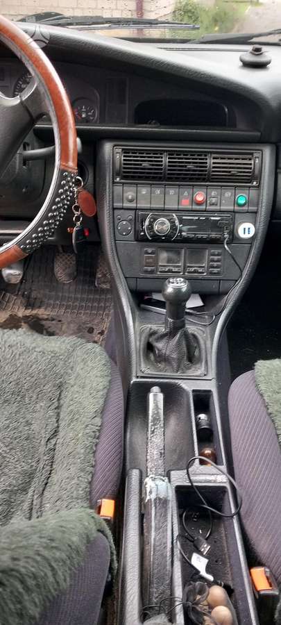 Audi 100, 2.5 l., Седан