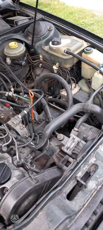 Audi 100, 2.5 l., Седан