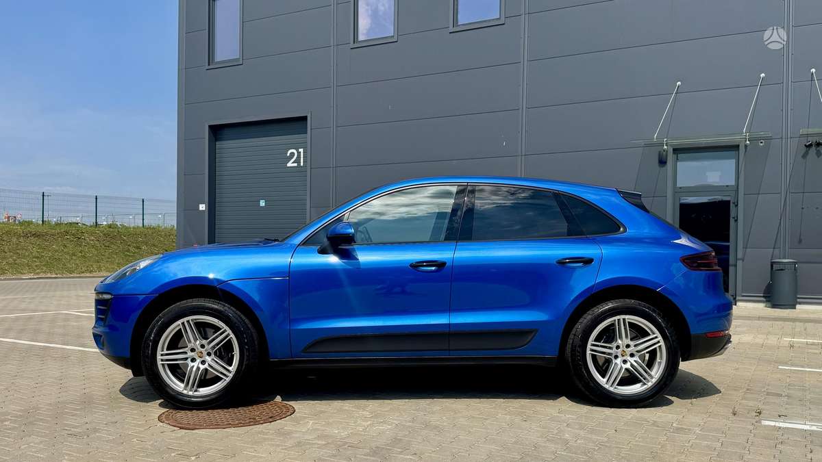 Porsche Macan, 2.0 l., off-road / crossover