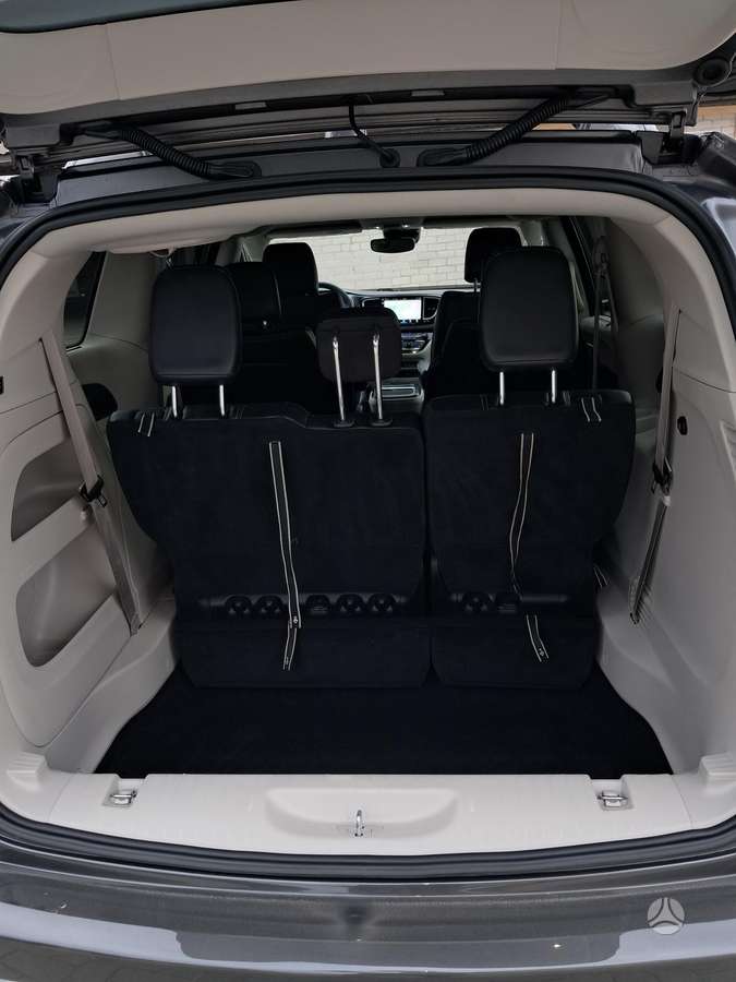 Chrysler Pacifica, 3.6 l., Минивэн