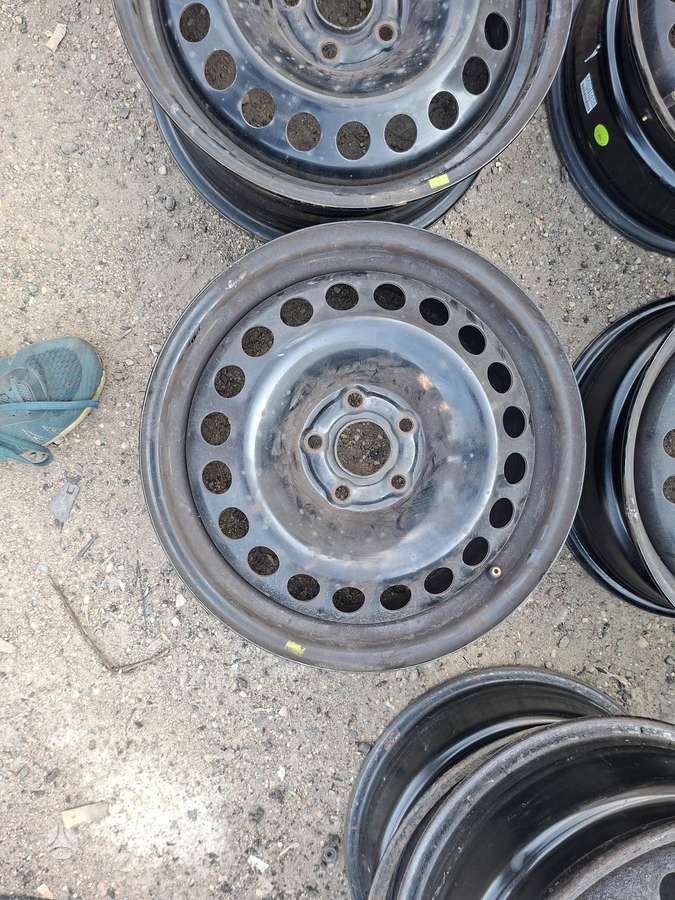 Opel, plieniniai štampuoti, R16
