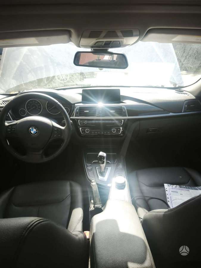 BMW 320, 2.0 l., Седан