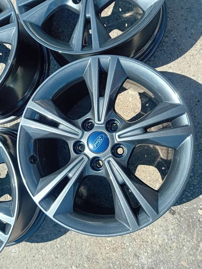 Ford, lengvojo lydinio, R16