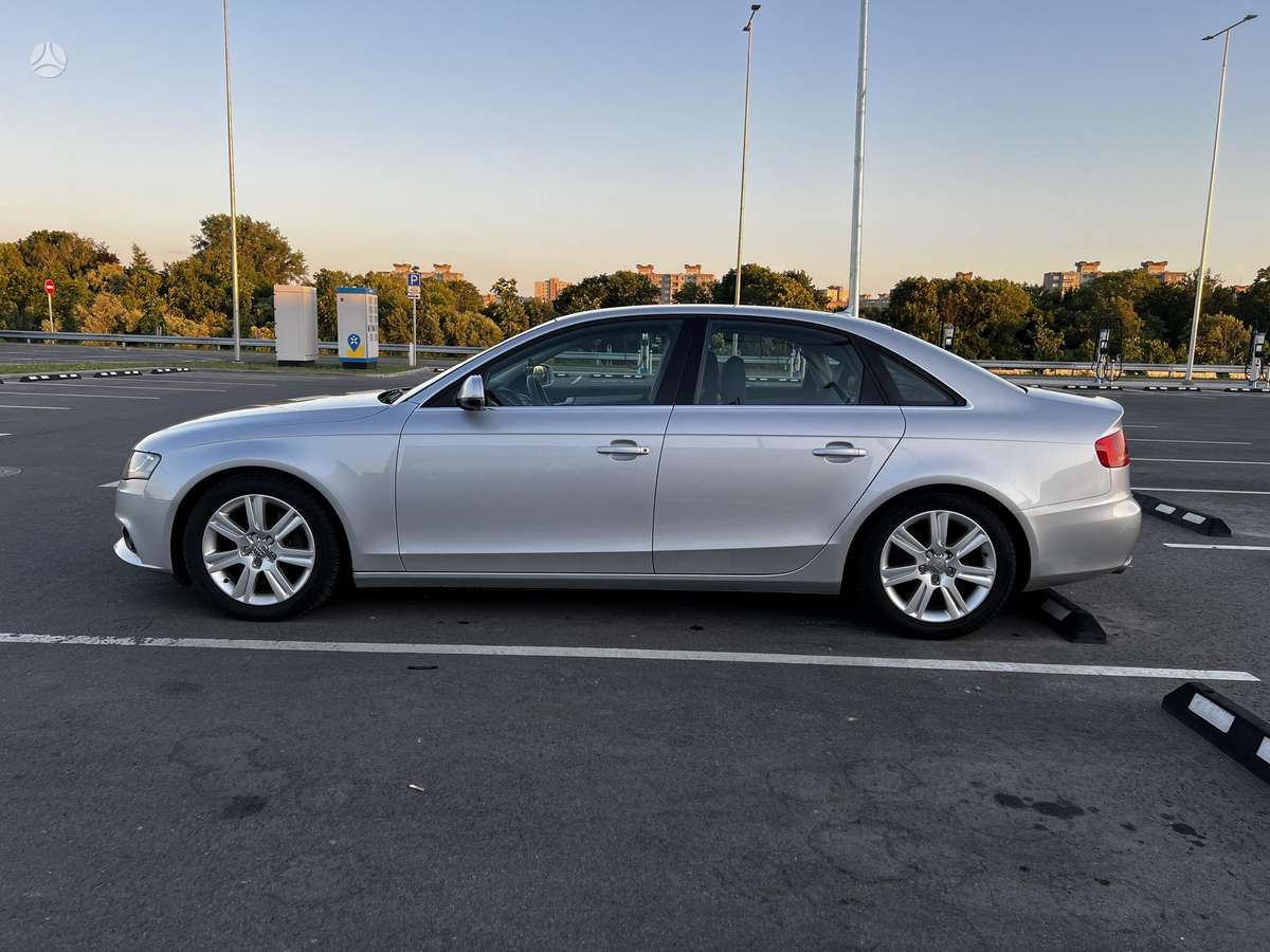 Audi A4, 2.7 l., Седан