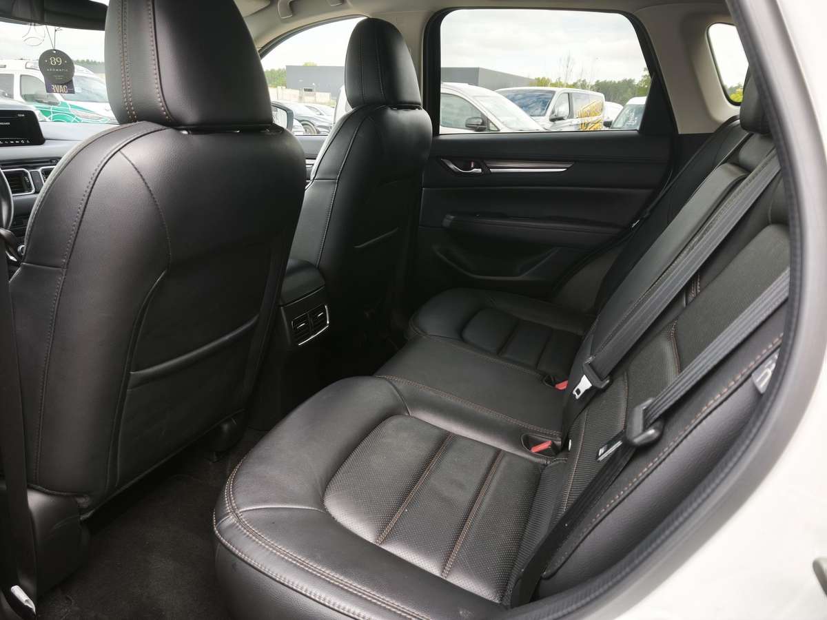 Mazda CX-5, 2.0 l., off-road / crossover