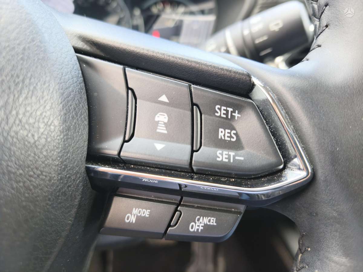 Mazda CX-5, 2.0 l., off-road / crossover