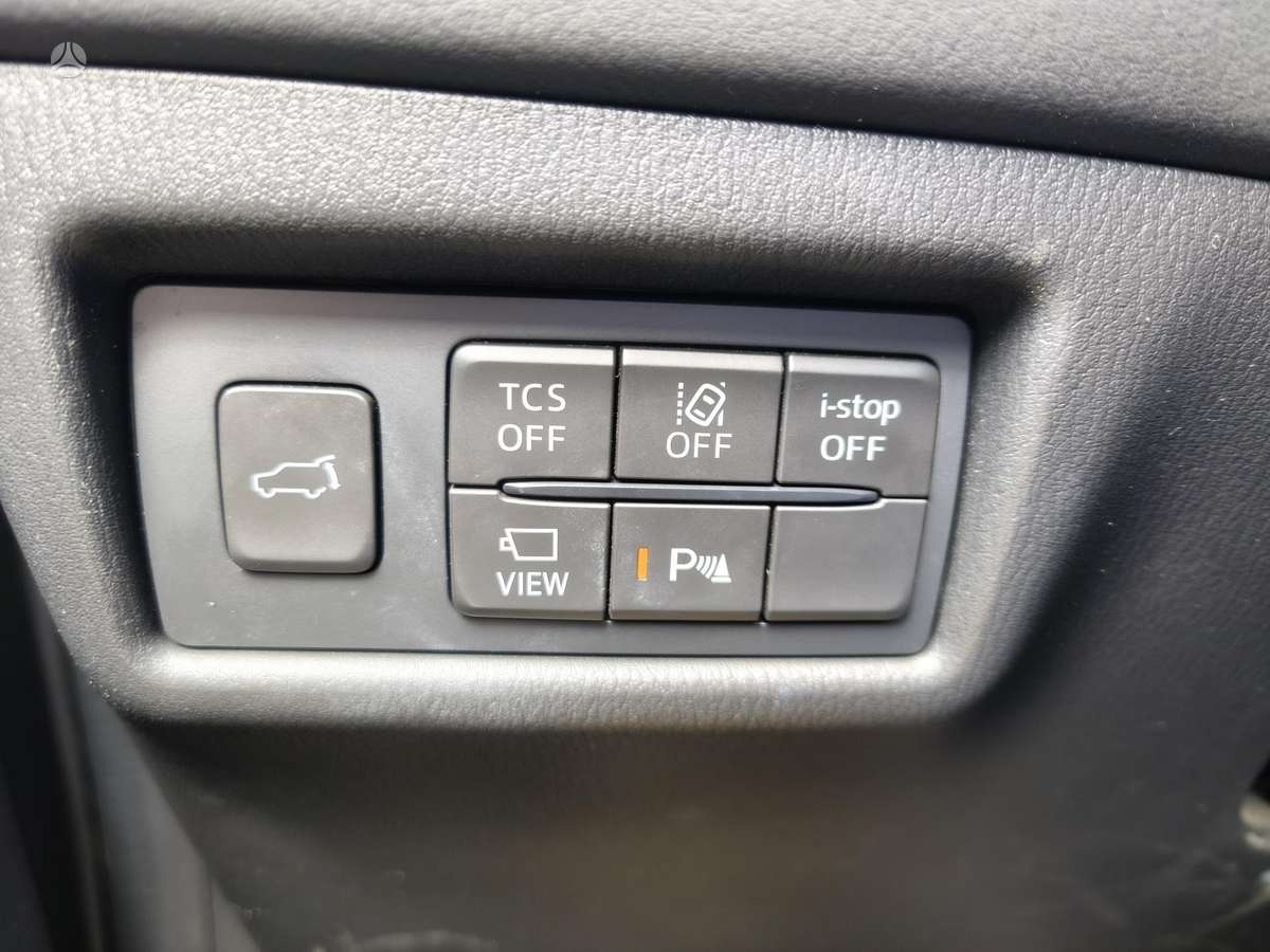 Mazda CX-5, 2.0 l., off-road / crossover