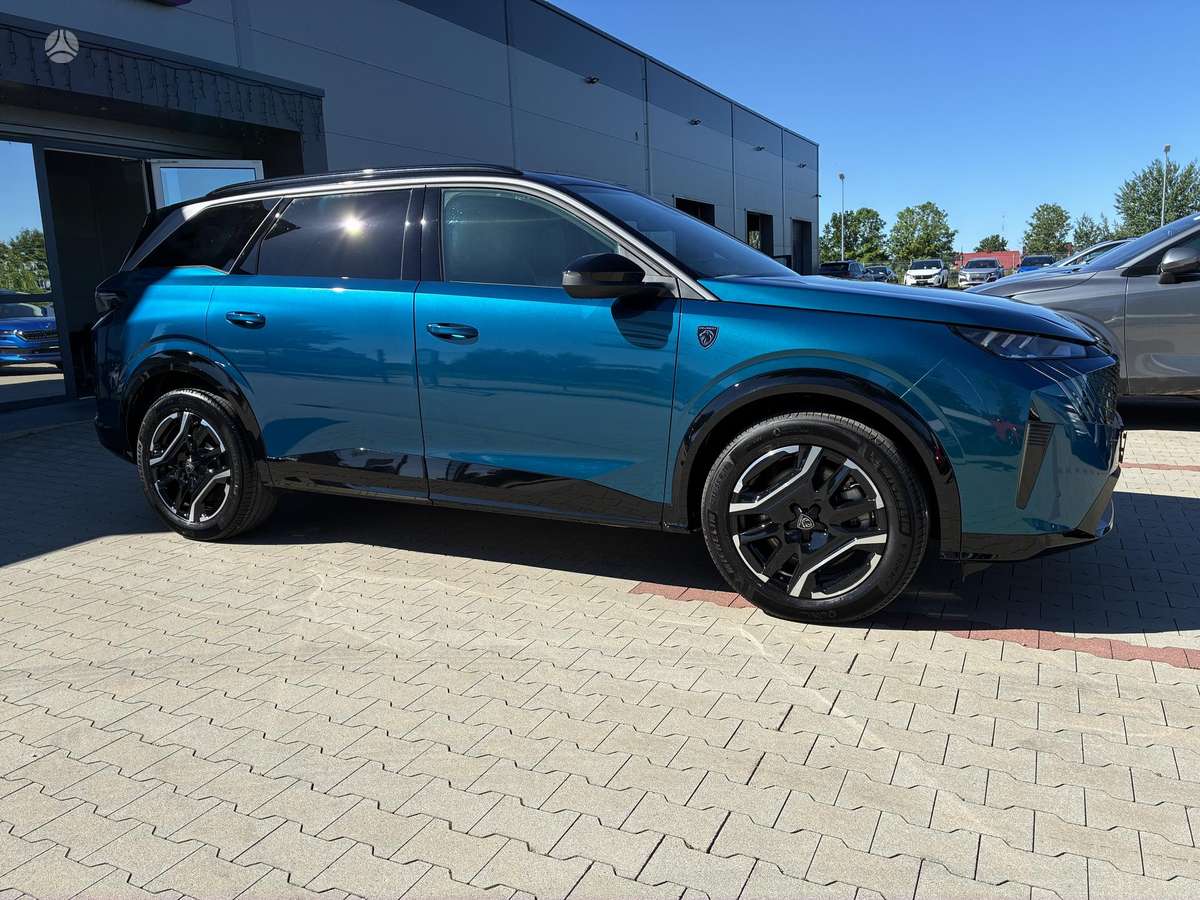 Peugeot E-5008, off-road / crossover