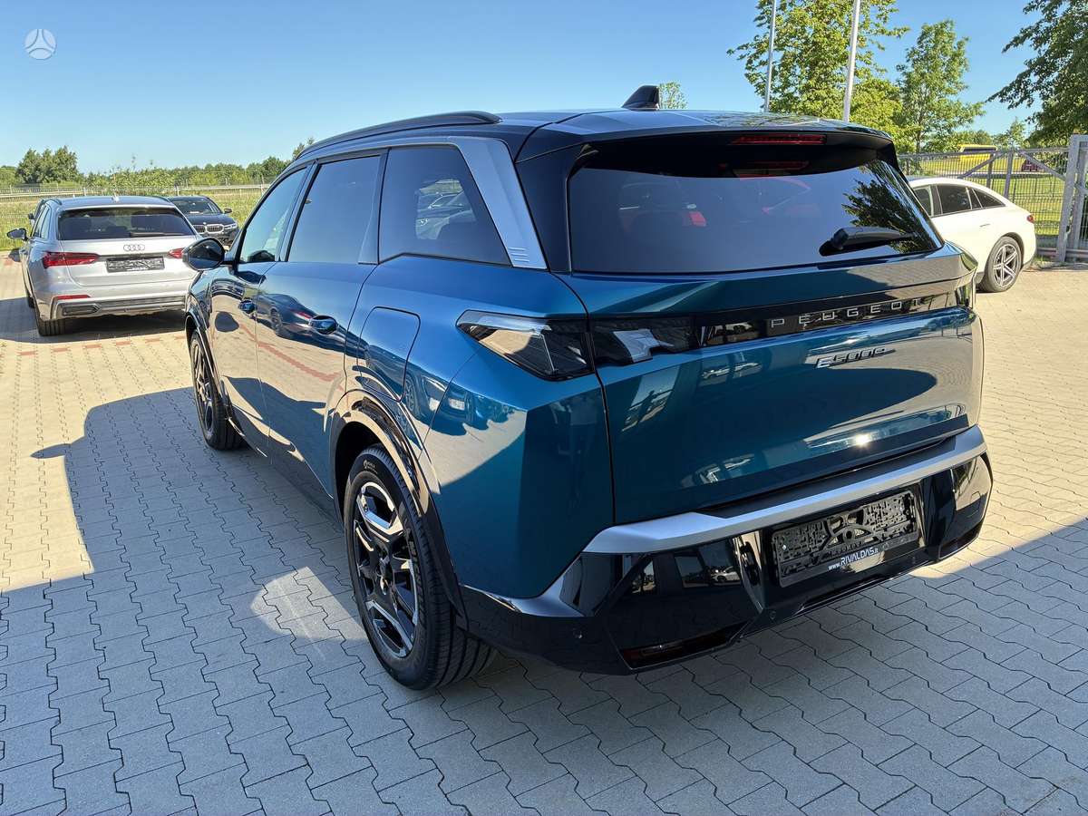 Peugeot E-5008, off-road / crossover