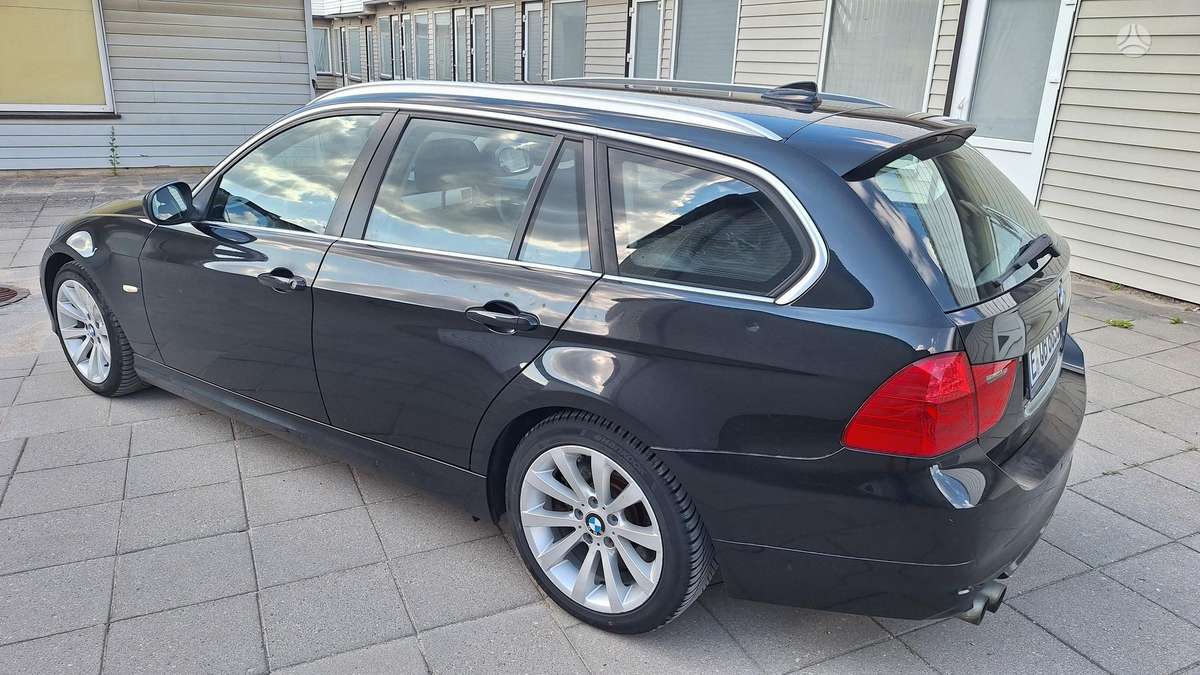 BMW 325, 3.0 l., universalas