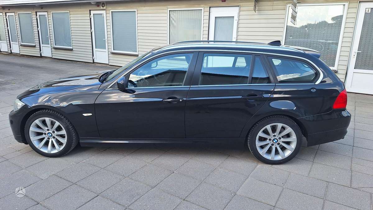 BMW 325, 3.0 l., universalas