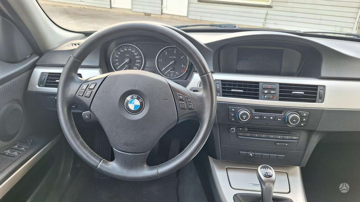 BMW 325, 3.0 l., universalas