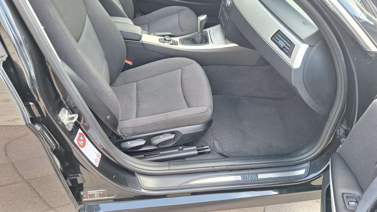 BMW 325, 3.0 l., universalas