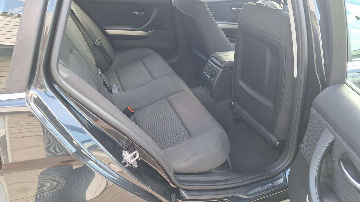 BMW 325, 3.0 l., universalas