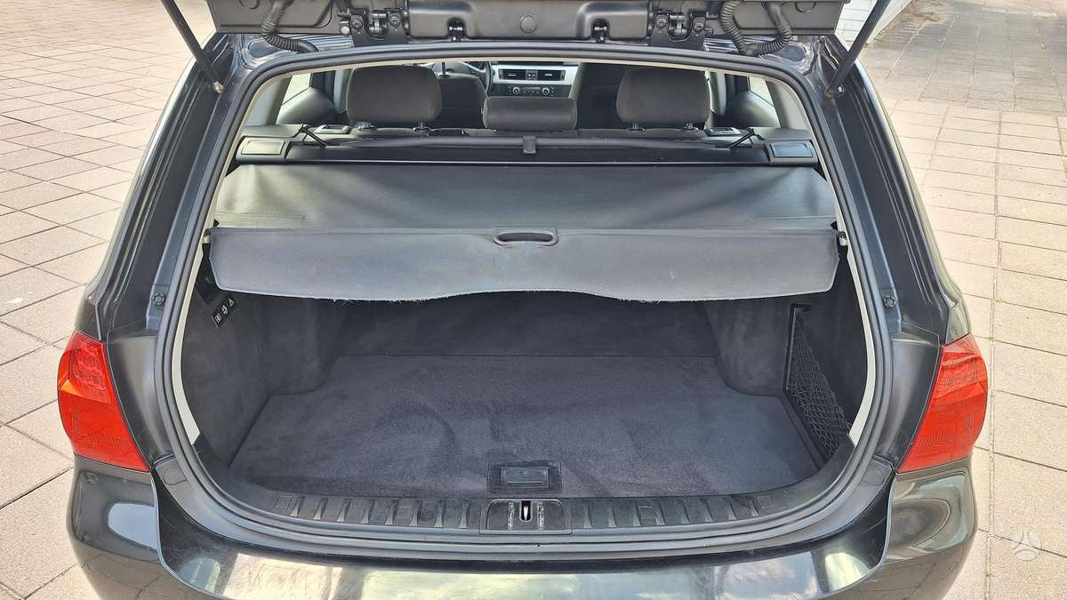 BMW 325, 3.0 l., universalas