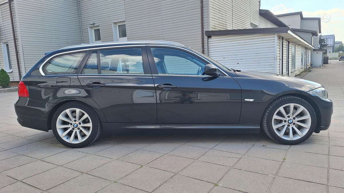 BMW 325, 3.0 l., universalas