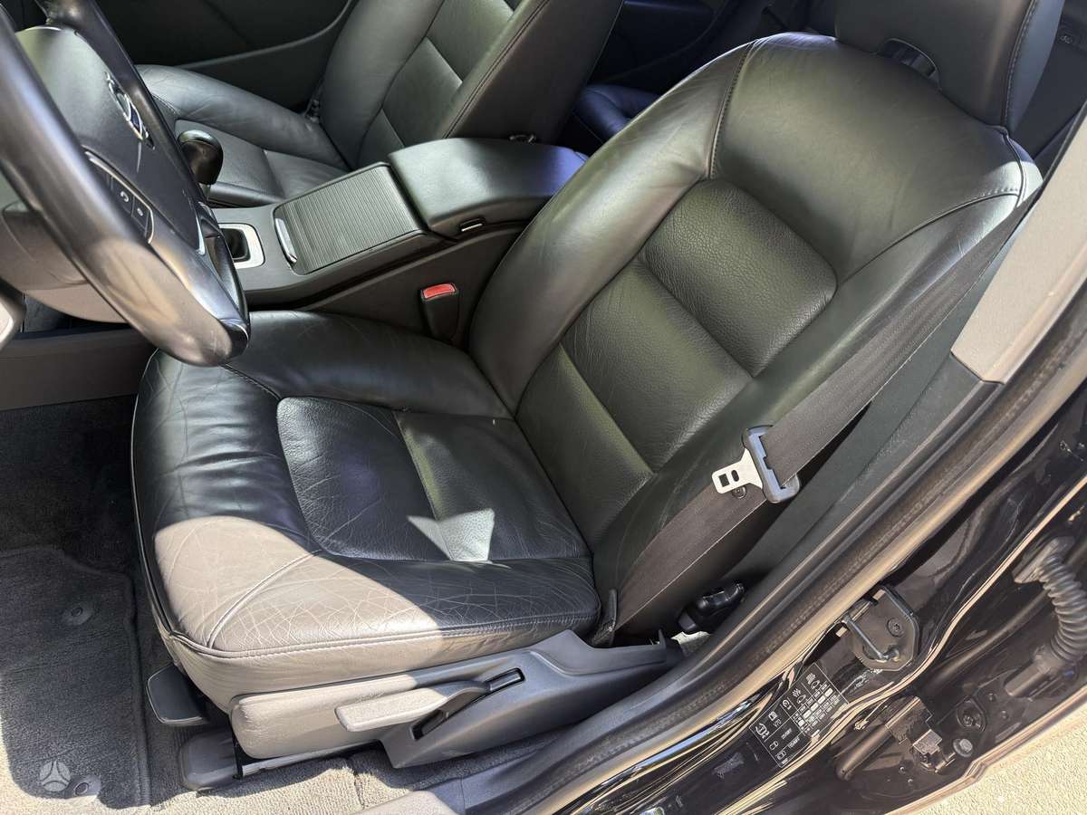 Volvo V70, 2.0 l., Универсал