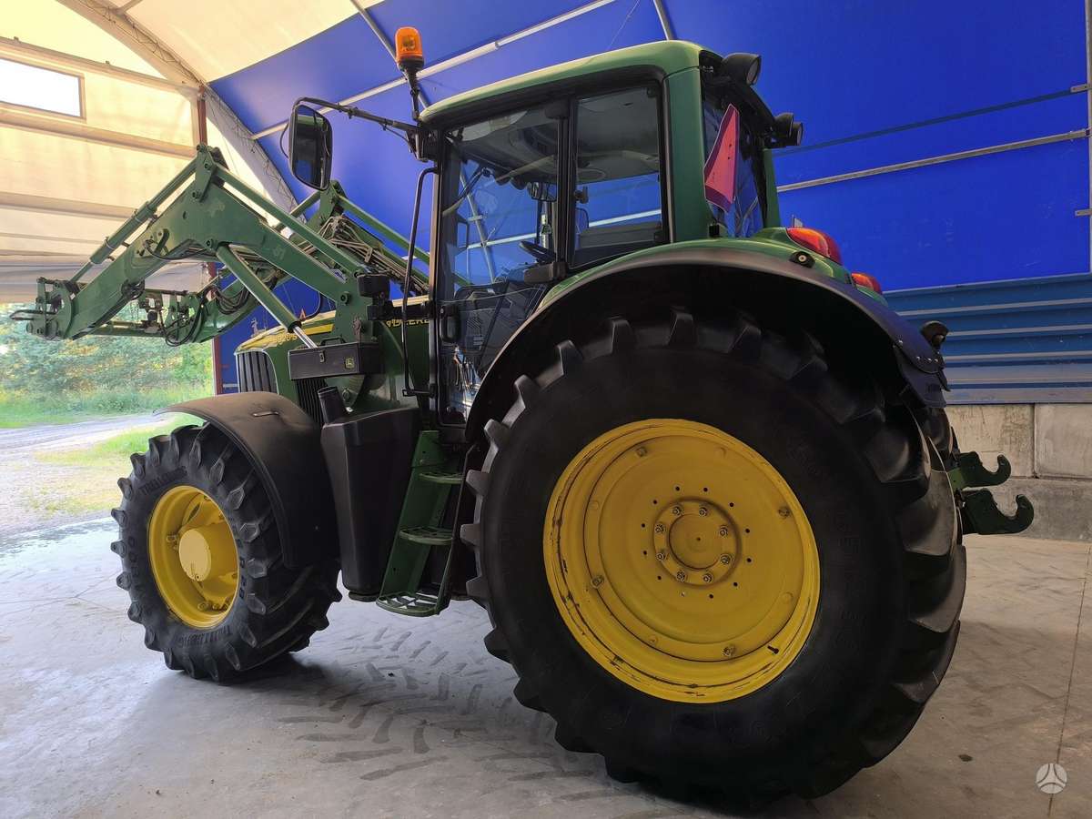 John Deere 6920S, traktoriai