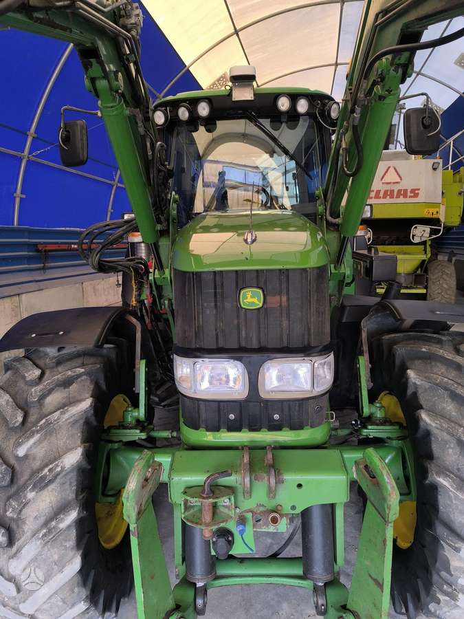 John Deere 6920S, traktoriai