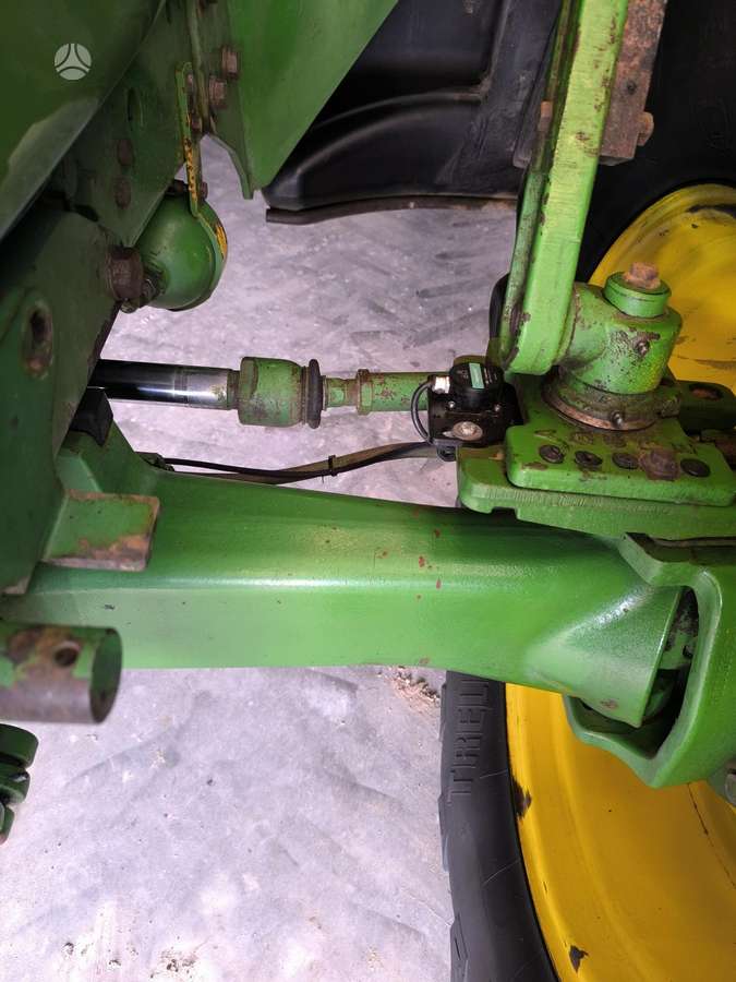 John Deere 6920S, traktoriai