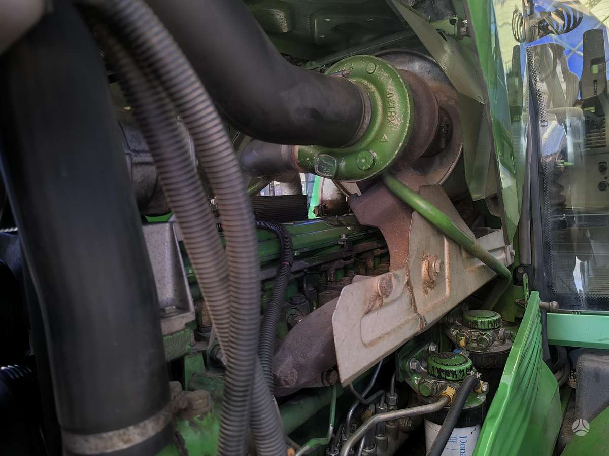 John Deere 6920S, traktoriai