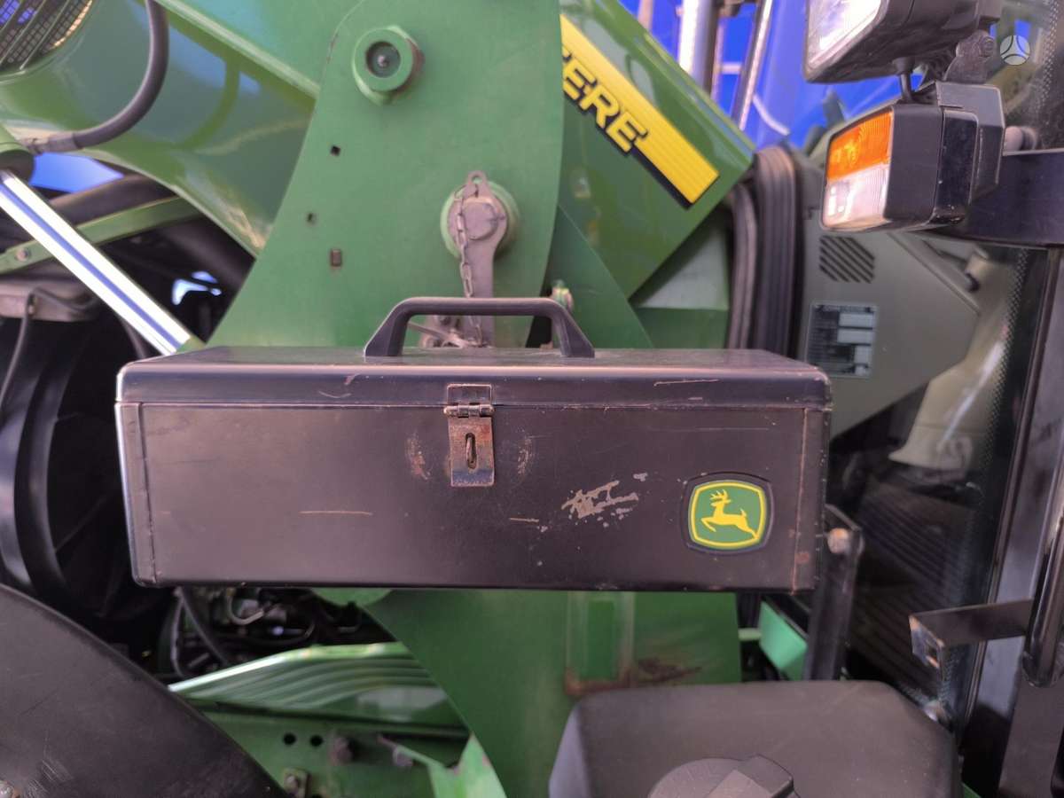 John Deere 6920S, traktoriai