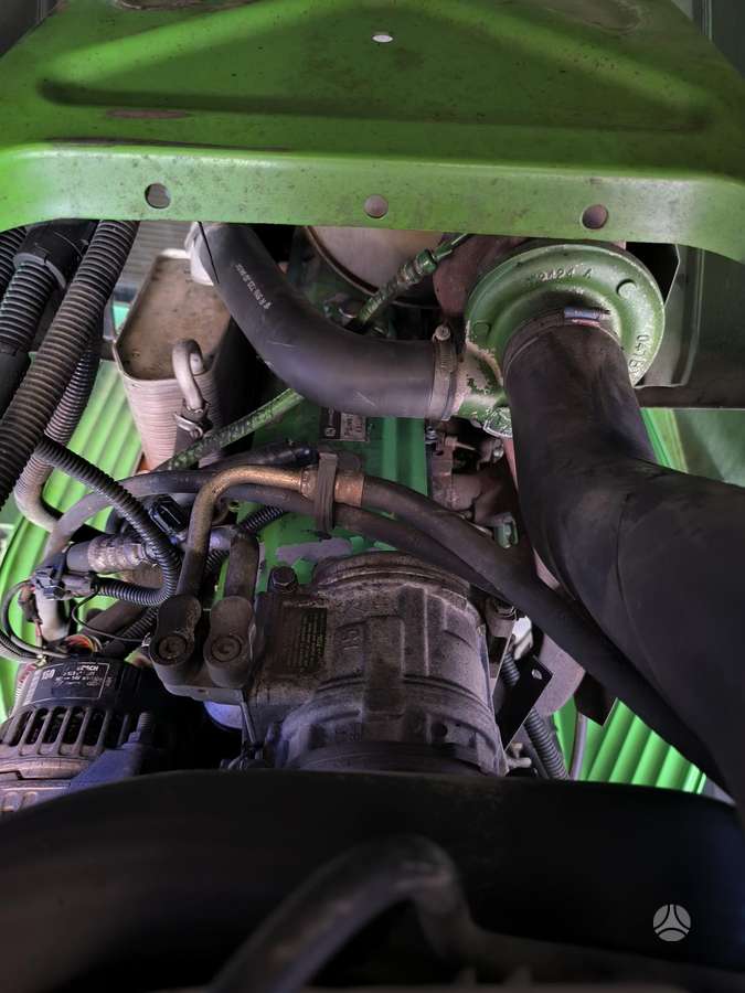 John Deere 6920S, traktoriai