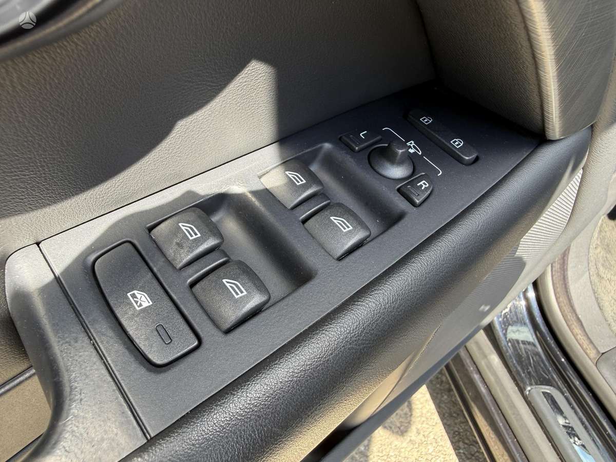 Volvo V70, 2.0 l., Универсал