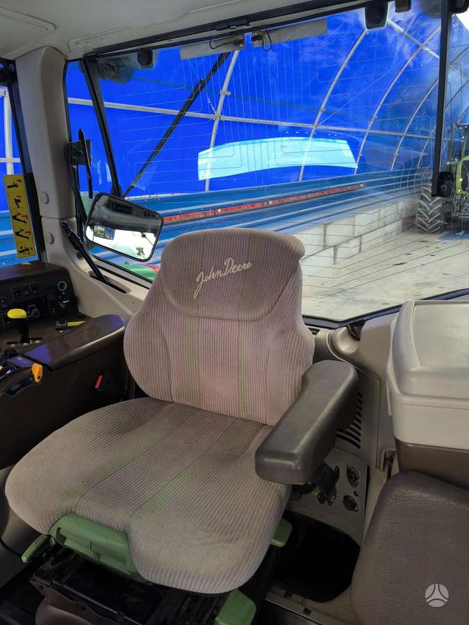 John Deere 6920S, traktoriai