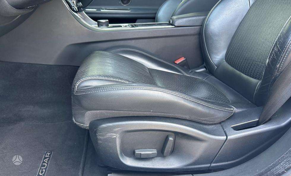 Jaguar XF, 2.0 l., Седан