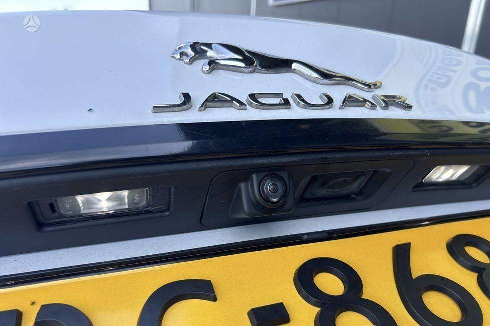 Jaguar XF, 2.0 l., Седан