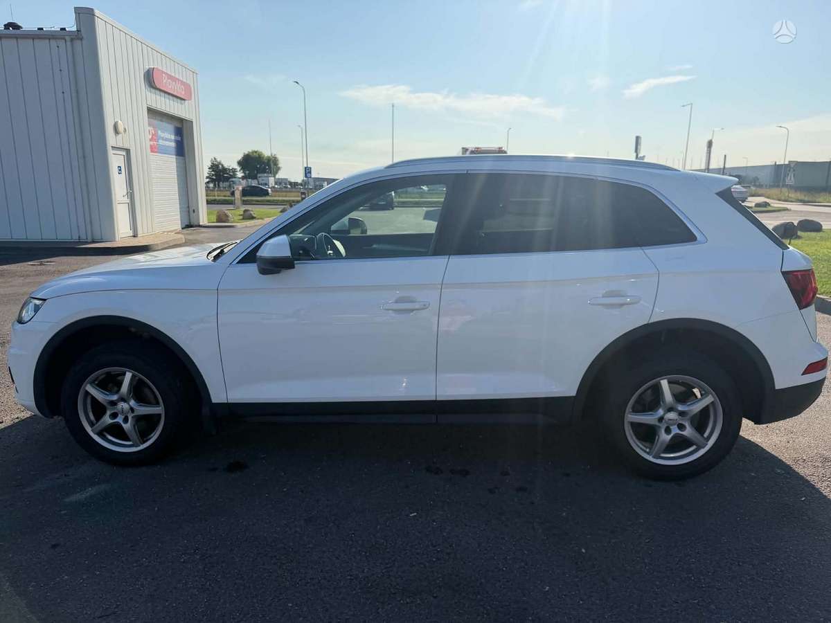 Audi Q5, 2.0 l., mpv / minivan