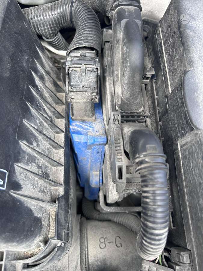 Toyota Avensis - 5